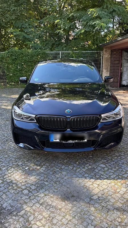 Schwarz Gebraucht 2018 BMW 630 Coupé | 35.500 € - Bild 1/4