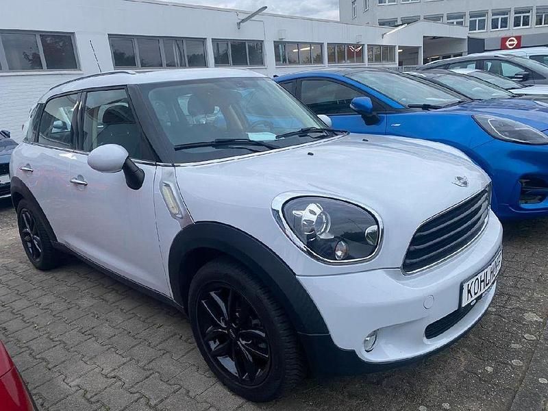 Weiß Gebraucht 2014 Mini One Countryman SUV | 9.970 € (Etwas zu teuer) - Bild 1/4