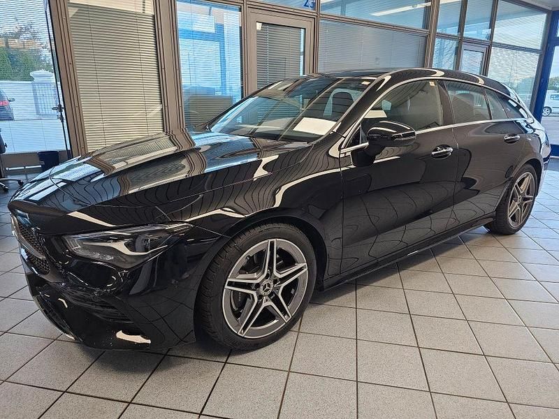 Gebraucht Mercedes CLA200 AMG 163 PS (119 kW) 2025 Kosmosschwarz met. (metallic) Kombi