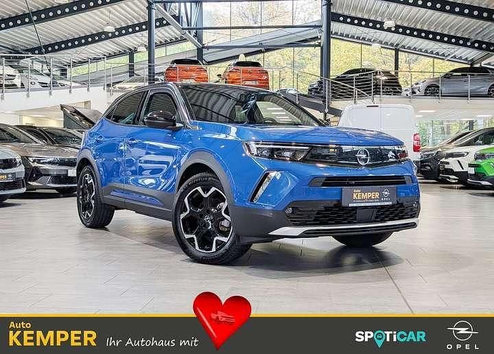 Blau Gebraucht 2022 Opel Mokka-e Ultimate SUV | 20.950 € (Fairer Preis) - Bild 1/4