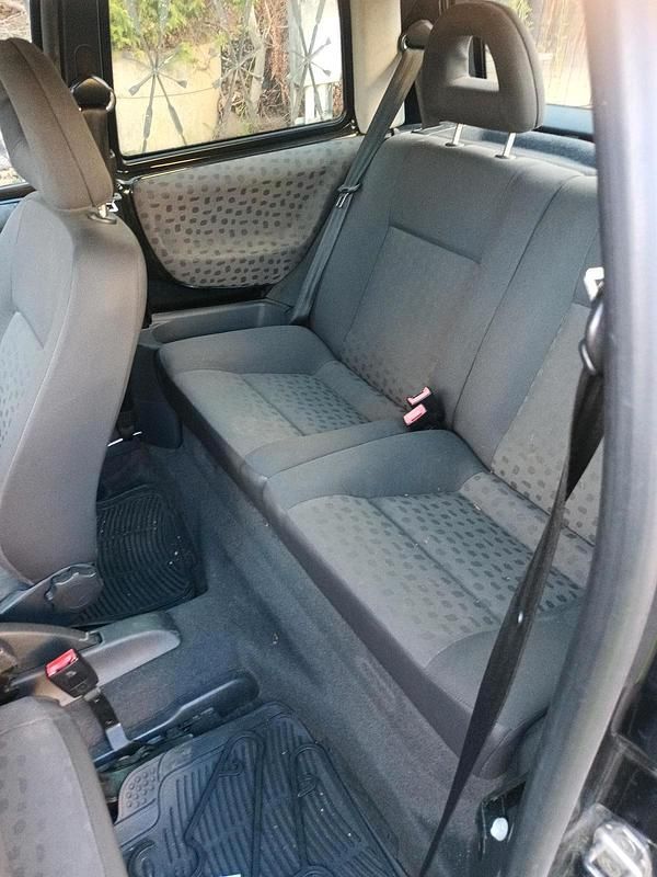 Gebraucht VW Lupo 60 PS (44 kW) 2002 Schwarz Kleinwagen