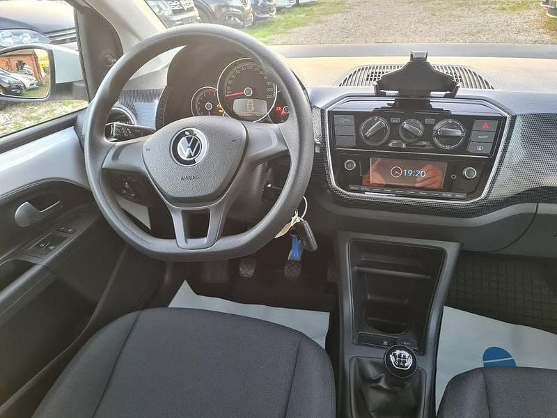 Gebraucht VW up! 65 PS (47 kW) 2021 Weiß Kleinwagen