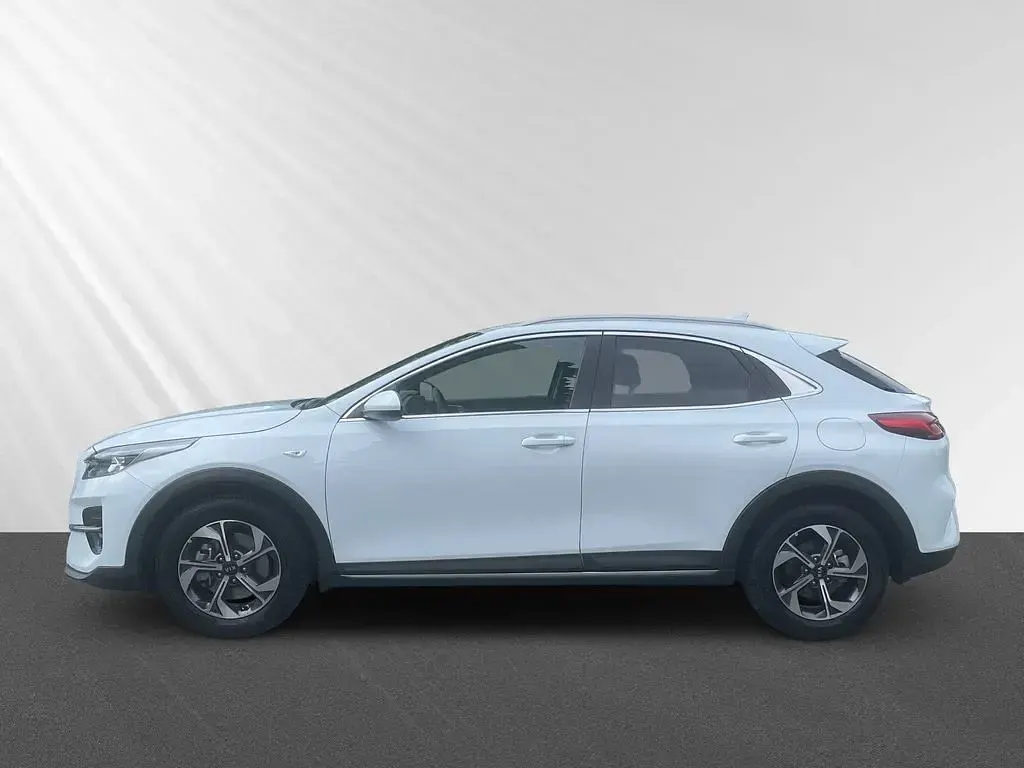 Gebraucht Kia XCeed Spirit 136 PS (100 kW) 2021 Weiß SUV