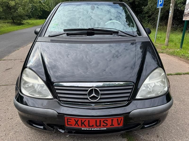 Schwarz Gebraucht 2002 Mercedes A160 Classic Limousine | 680 € (Superpreis) - Bild 1/4