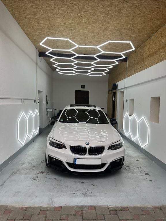 Weiß Gebraucht 2017 BMW 230 M Sport Coupé | 24.000 € (Fairer Preis) - Bild 1/4