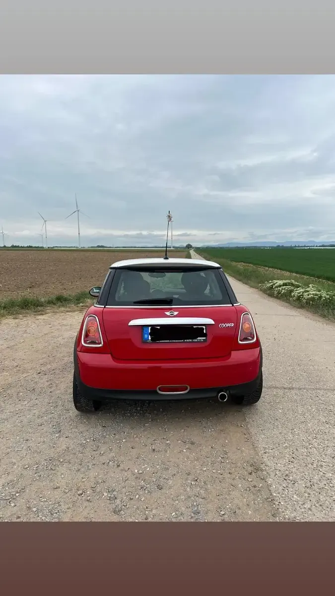 Używany Mini Cooper 120 KM (88 kW) 2007 Czerwony Hatchback