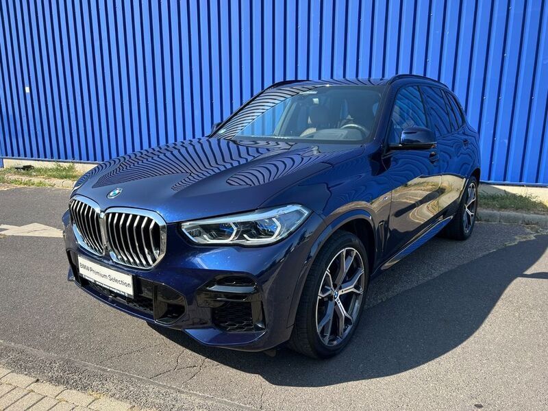 Blau Gebraucht 2023 BMW X5 M Sport SUV | 66.990 € (Superpreis) - Bild 1/4
