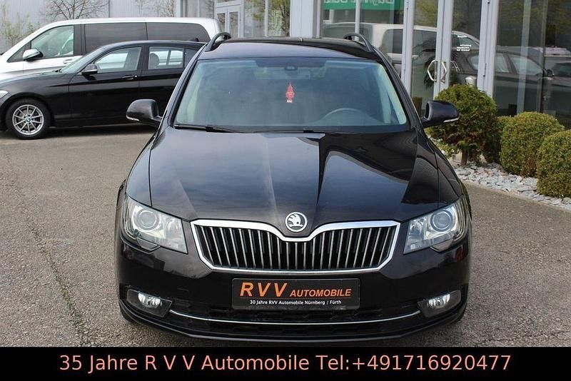Gebraucht Skoda Superb Exclusive 170 PS (125 kW) 2014 Schwarz Kombi