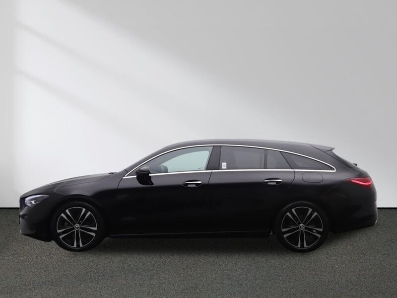 Gebraucht Mercedes CLA200 Progressive 150 PS (110 kW) 2024 Schwarz Limousine