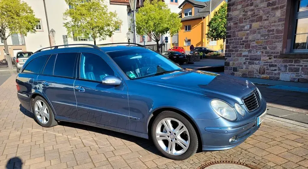 Second-hand Mercedes 280 231 CP (169 kW) 2006 Albastru Berlinǎ