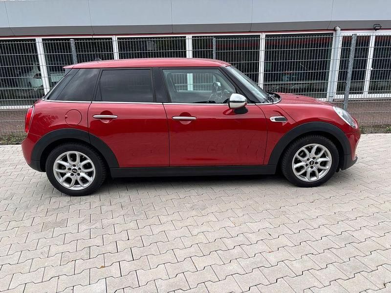 Gebraucht Mini ONE 102 PS (75 kW) 2017 Rot Kleinwagen