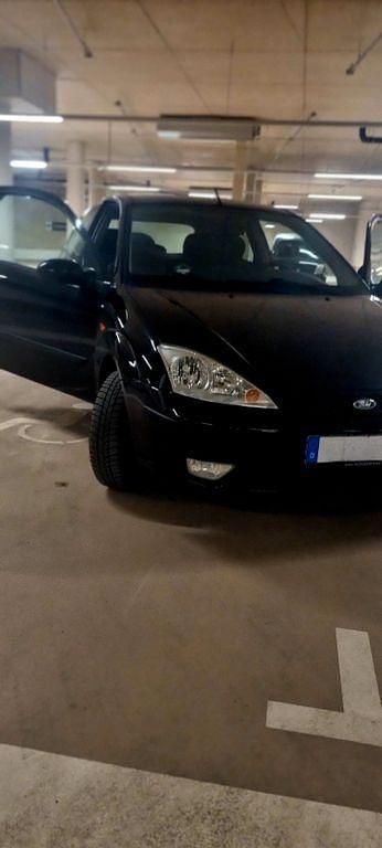 Gebraucht Ford Focus 116 PS (85 kW) 2004 Schwarz Limousine