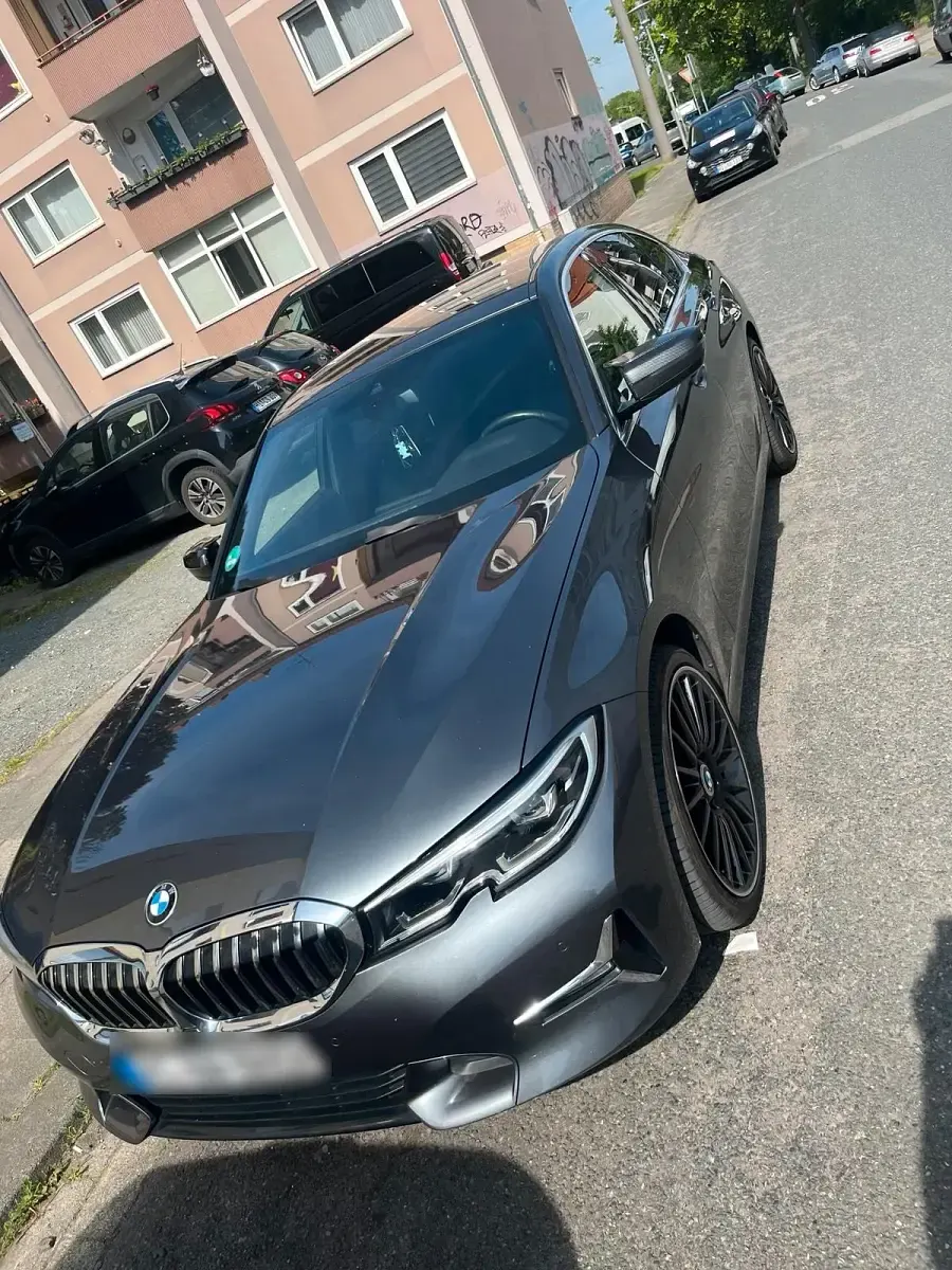 Gebraucht BMW 330 265 PS (194 kW) 2020 Grau Limousine