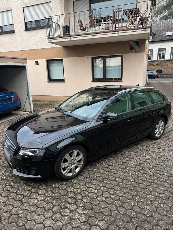 Second-hand Audi A4 170 CP (125 kW) 2011 Negru Break