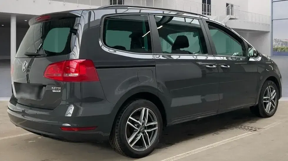 Gebraucht VW Sharan 140 PS (102 kW) 2015 Grau Van / Kleinbus