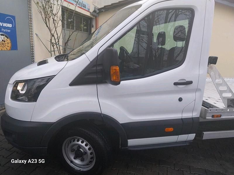 Gebraucht Ford Transit 131 PS (96 kW) 2019 Weiß