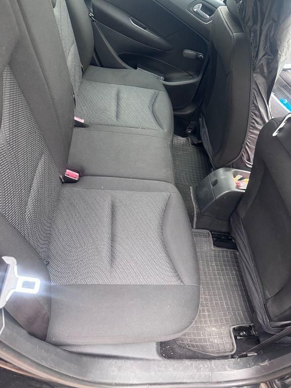 Gebraucht Peugeot 308 SW Tendance 90 PS (66 kW) 2010 Schwarz Kombi