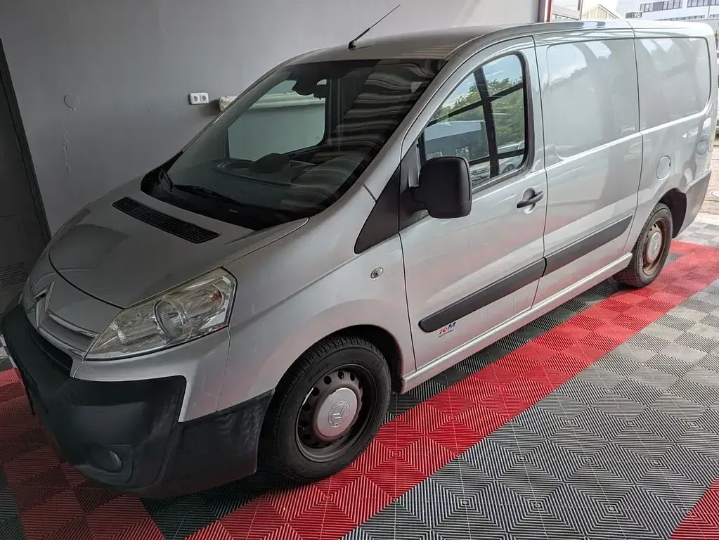 Używany Citroën Jumpy Proline 120 KM (88 kW) 2011 Srebrny Minivan