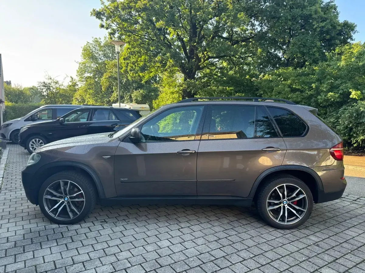 Gebraucht BMW X5 Exclusive 245 PS (180 kW) 2012 Braun SUV
