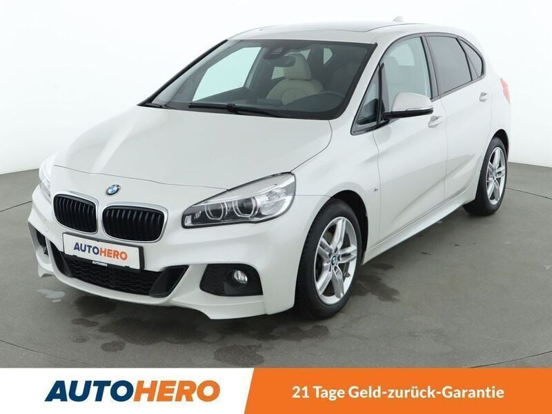 Weiß Gebraucht 2017 BMW 218 Active Tourer M Sport Van / Kleinbus | 16.340 € (Fairer Preis) - Bild 1/3
