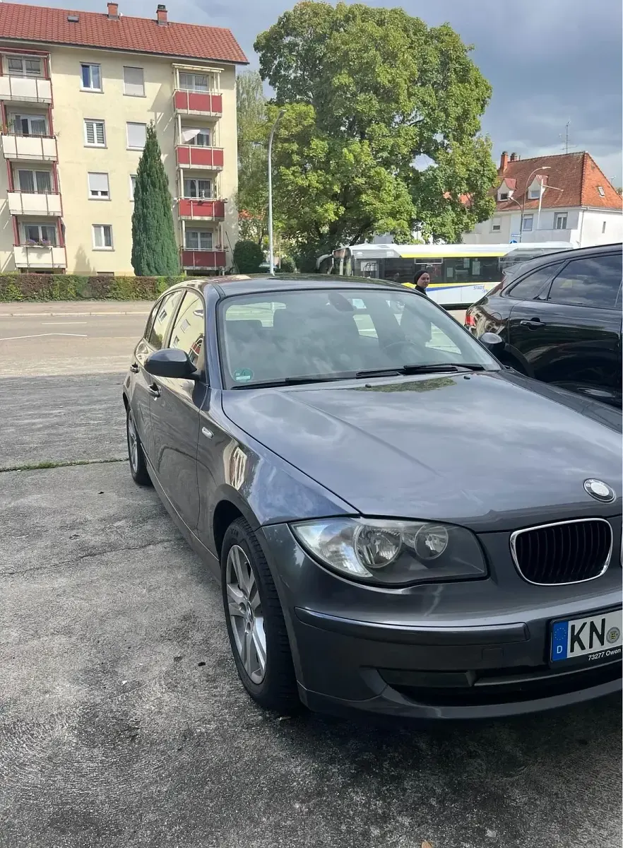 Używany BMW 116 122 KM (89 kW) 2008 Szary Hatchback