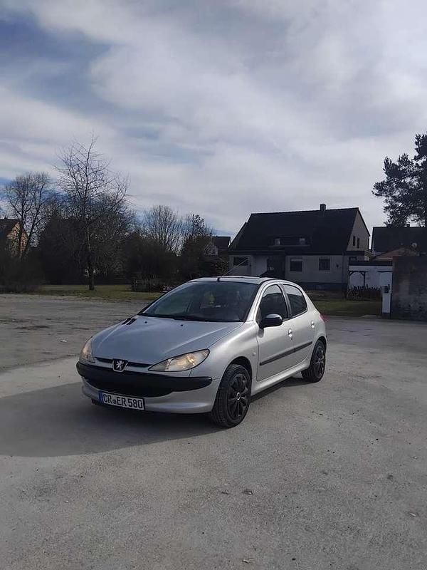 Gebraucht Peugeot 206 Filou 60 PS (44 kW) 2004 Limousine