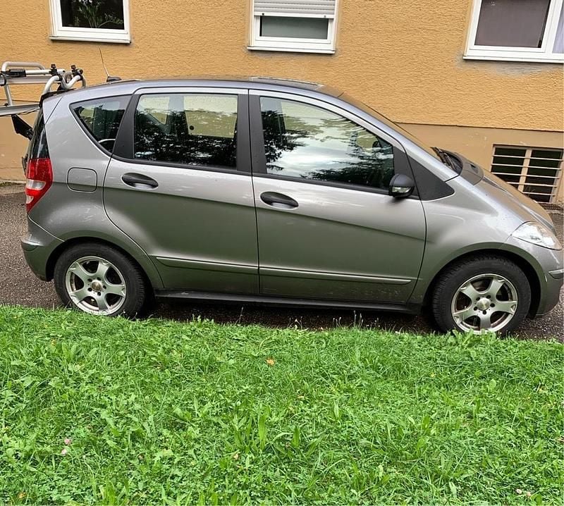 Grau Gebraucht 2008 Mercedes A180 Kombi | 2.450 € (Etwas zu teuer) - Bild 1/4