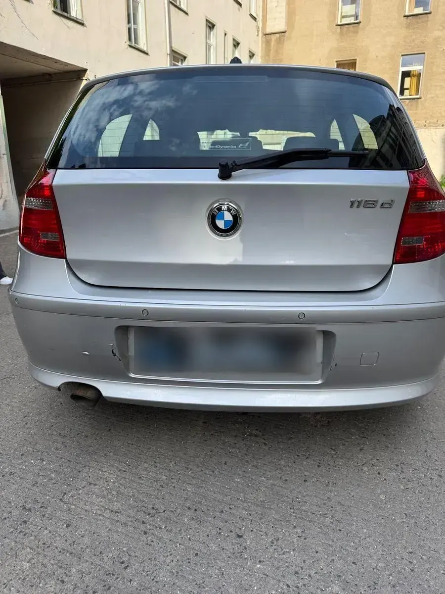 Gebraucht BMW 116 116 PS (85 kW) 2010 Silber Kleinwagen