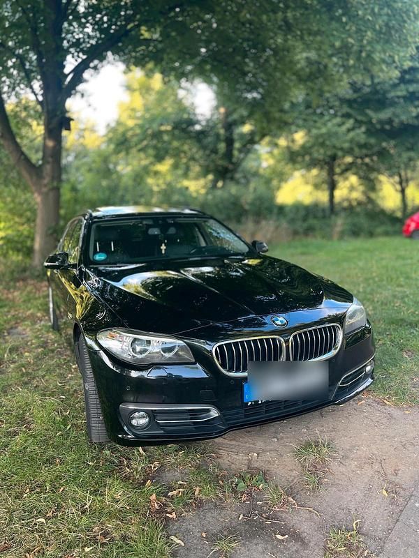 Schwarz Gebraucht 2013 BMW 530 Kombi | 10.000 € (Guter Preis) - Bild 1/4
