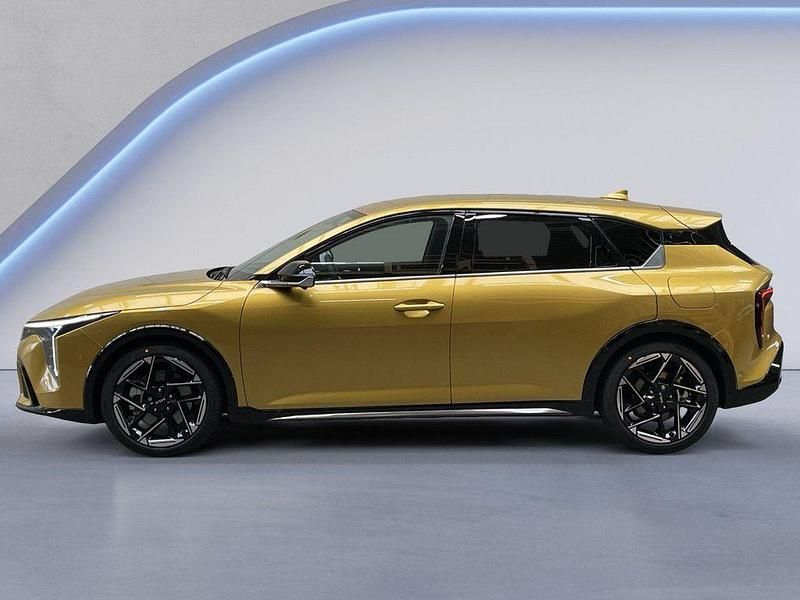 Neu Kia K4 179 PS (131 kW) 2025 Gelb Limousine