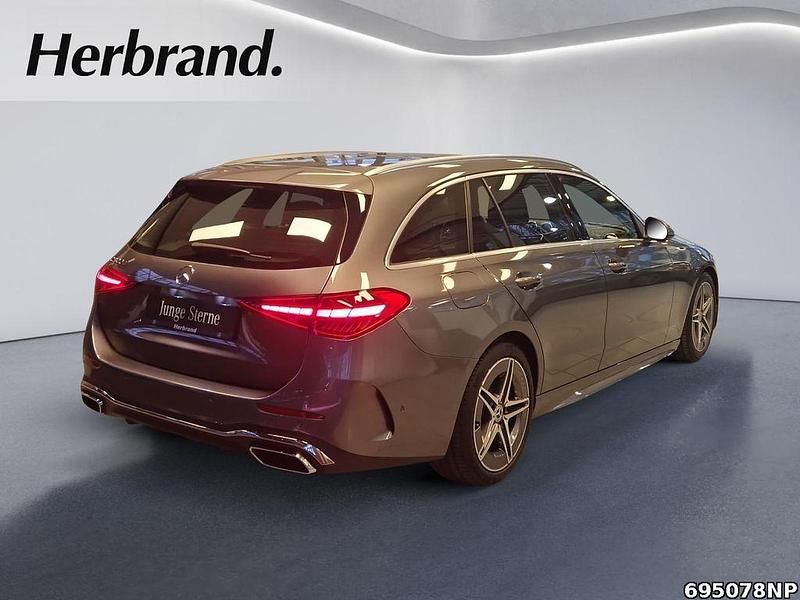 Gebraucht Mercedes C300 AMG 265 PS (194 kW) 2025 Grau Limousine