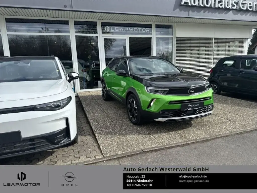 Gebraucht Opel Mokka-e Ultimate 100 kW (136 PS) 2022 Gruen SUV