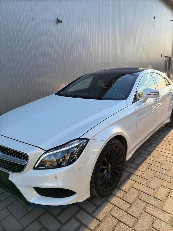 Weiß Gebraucht 2017 Mercedes CLS400 Coupé | 28.200 € (Fairer Preis) - Bild 1/4