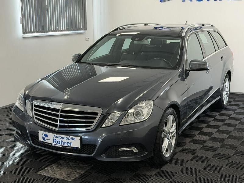 Gebraucht Mercedes E350 292 PS (214 kW) 2010 Grau 755 (tenoritgrau  metalliclack) (metallic) Kombi