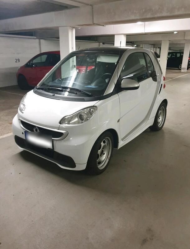 Weiß Gebraucht 2013 Smart ForTwo Coupé Passion Coupé | 5.750 € (Fairer Preis) - Bild 1/4