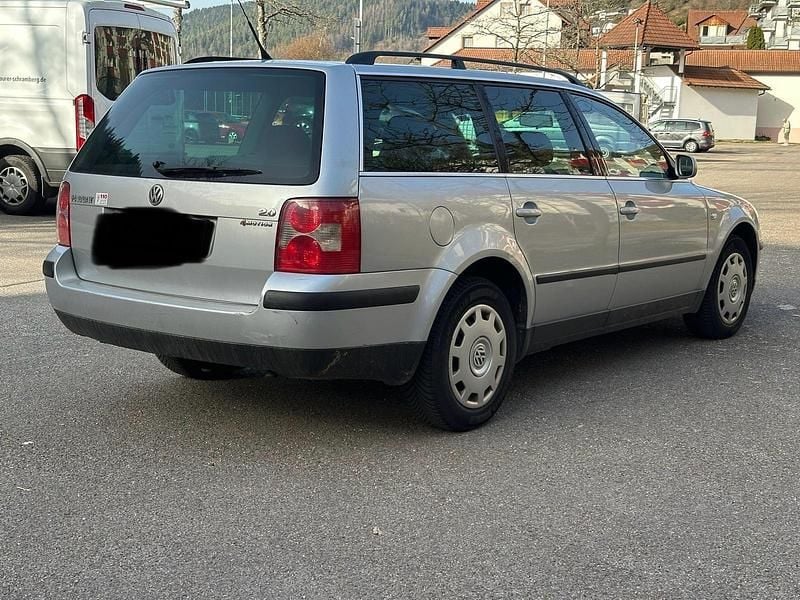 Gebraucht VW Passat 116 PS (85 kW) 2003 Silber Kombi