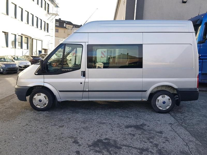 Gebraucht Ford Transit 100 PS (73 kW) 2013 Silber Van / Kleinbus