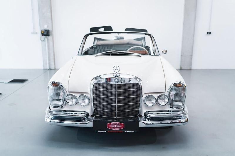 Gebraucht Mercedes 300 SE 170 PS (125 kW) 1965 Weiß Cabrio