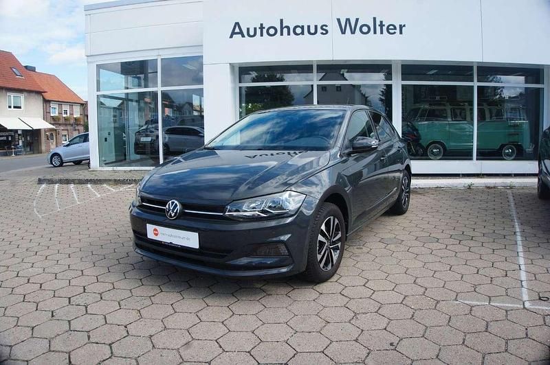 Uranograu Gebraucht 2021 VW Polo United Kleinwagen | 16.470 € (Fairer Preis) - Bild 1/4