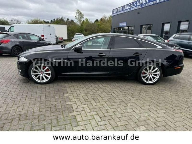 Schwarz Gebraucht 2011 Jaguar XJ Limousine | 6.499 € (Superpreis) - Bild 1/4