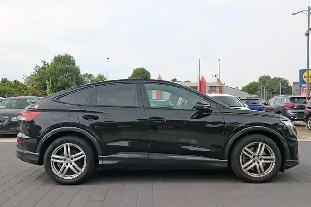 Gebraucht Audi Q4 Sportback e-tron Sport 219 kW (299 PS) 2022 Schwarz SUV