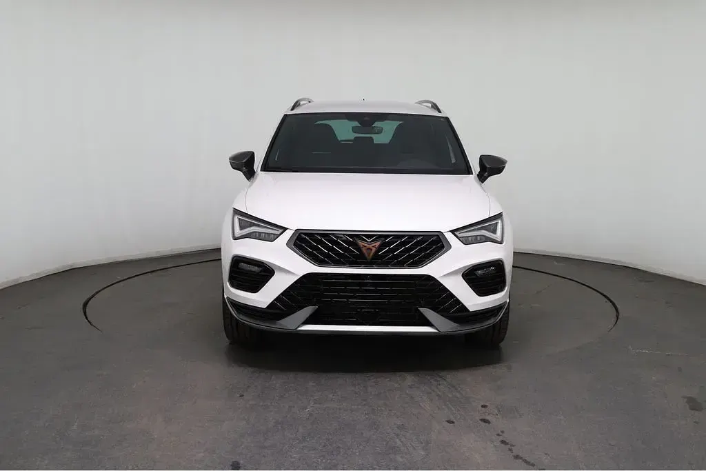 Neu Cupra Ateca 150 PS (110 kW) 2026 Weiß SUV