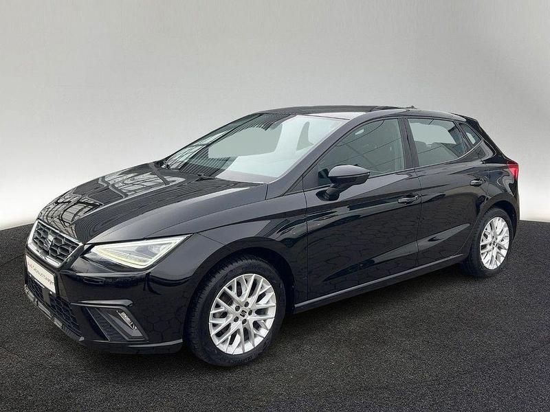 Używany Seat Ibiza FR 110 KM (80 kW) 2024 Czarny Hatchback