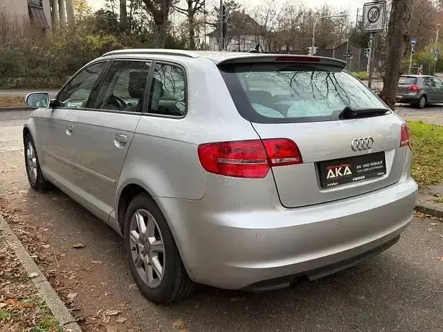 Gebraucht Audi A3 Ambiente 140 PS (102 kW) 2012 Silber Kleinwagen