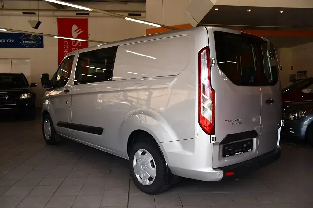 Używany Ford Transit Custom 170 KM (125 kW) 2018 Srebrny Minivan