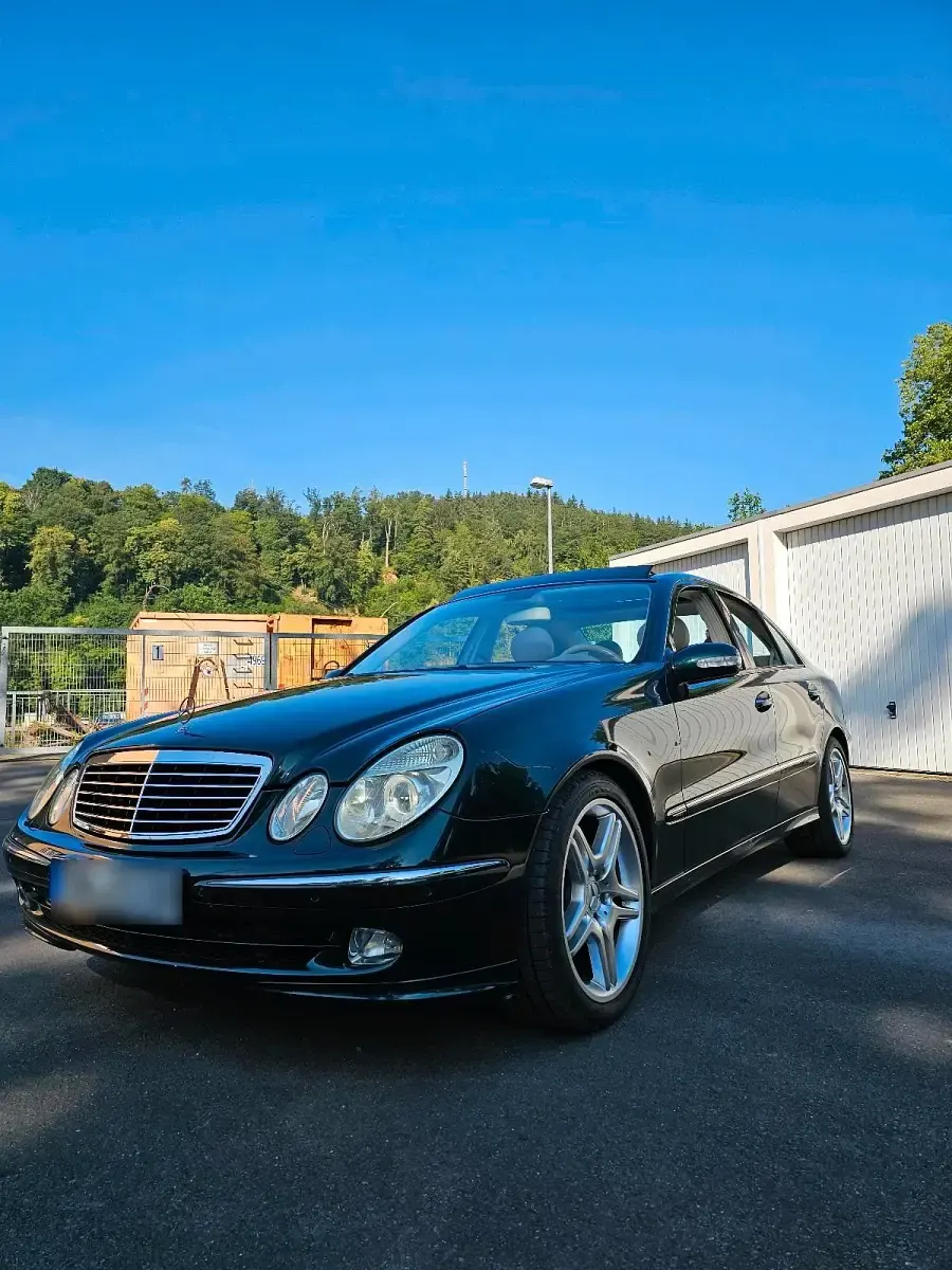 Gebraucht Mercedes E320 Avantgarde 224 PS (164 kW) 2002 Grün Limousine