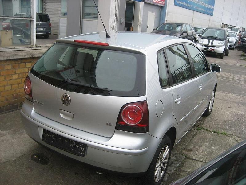 Gebraucht VW Polo 80 PS (58 kW) 2008 Silber Kleinwagen