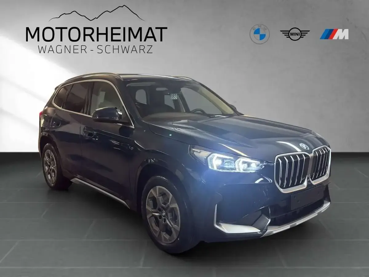Neu BMW X1 xLine 245 PS (180 kW) 2026 Night dusk blue SUV