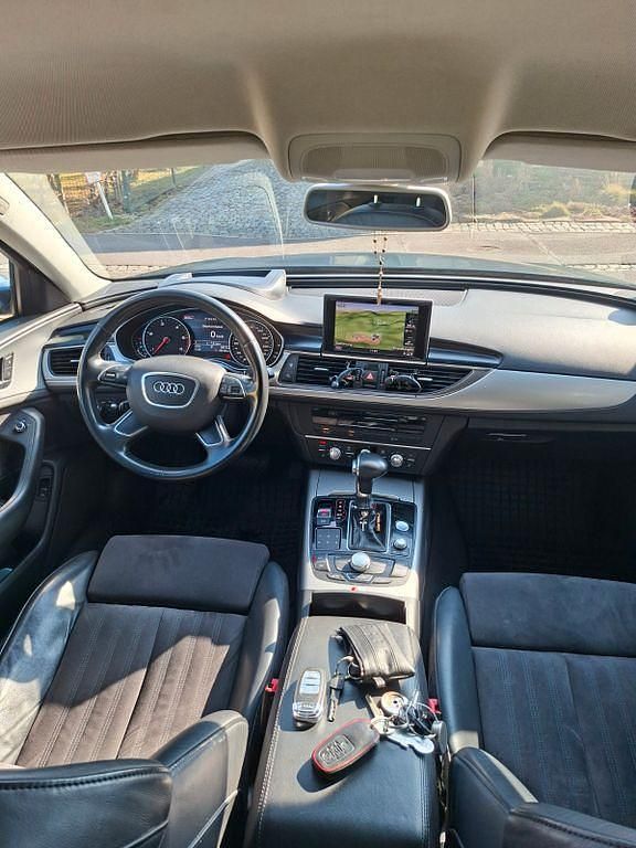 Gebraucht Audi A6 Ambiente 204 PS (150 kW) 2011 Blau Limousine