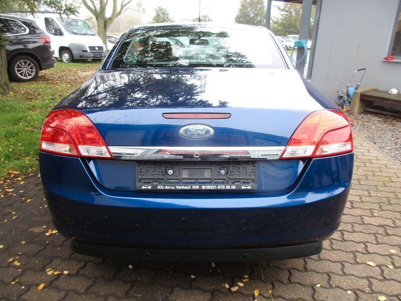 Gebraucht Ford Focus Cabriolet 145 PS (106 kW) 2009 Blau Cabrio
